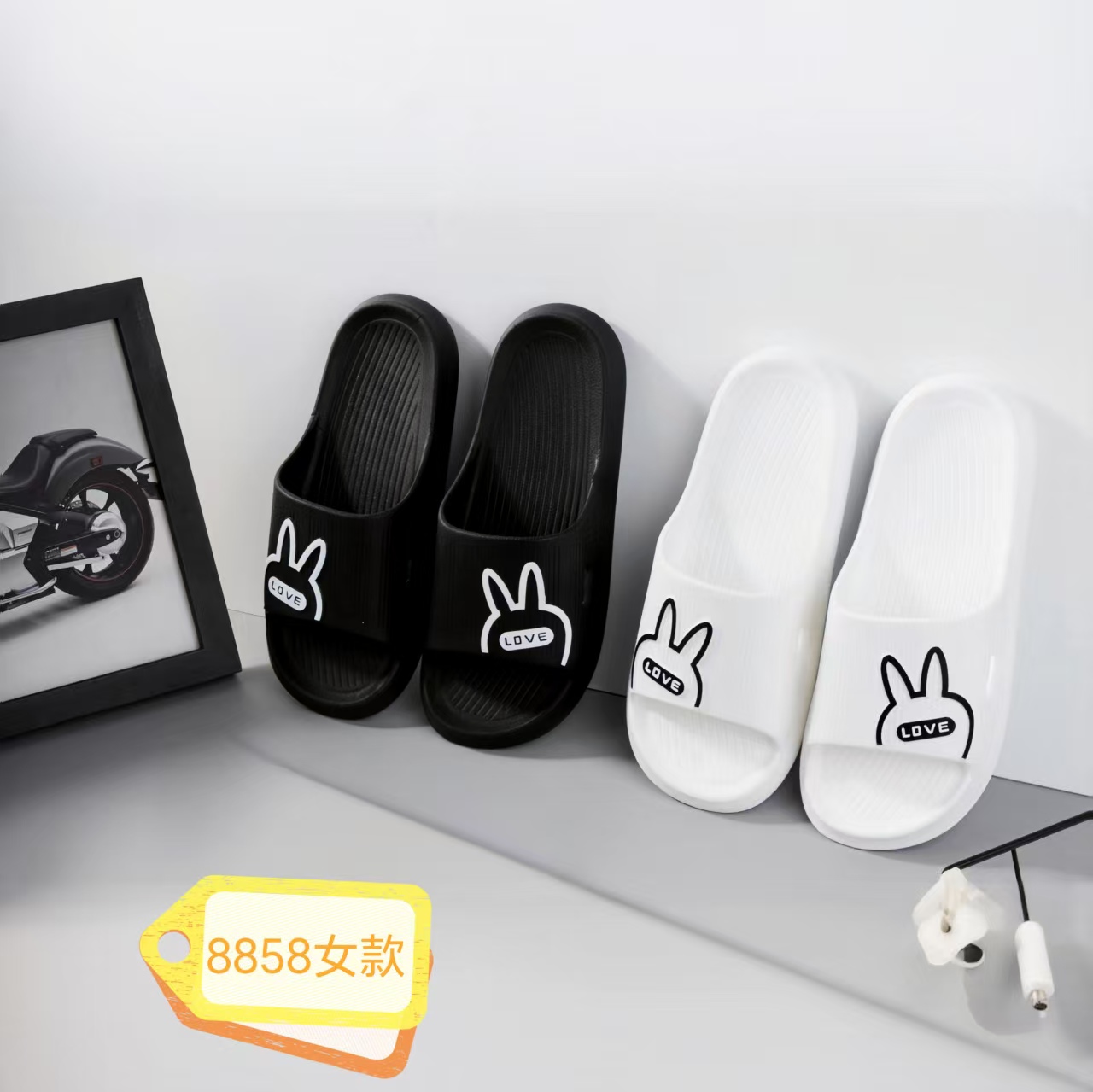 女款上面兔子头画油